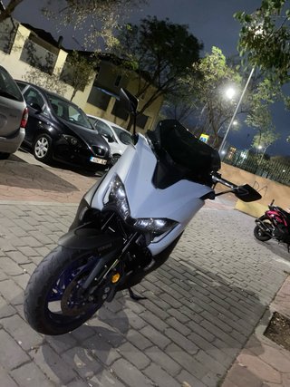 Yamaha T-MAX 560