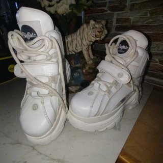 Zapatillas Buffalo Plataforma Blancas