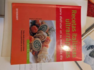 Libros de cocina variados, postres, vegetarianos..
