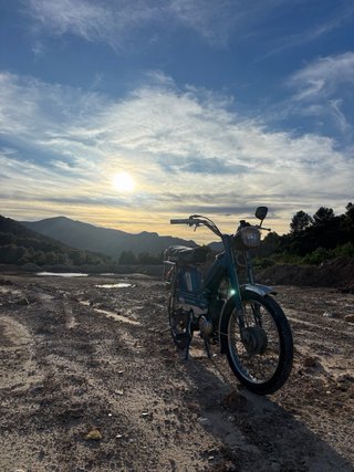 Vespinos y motos clasicas  LEER