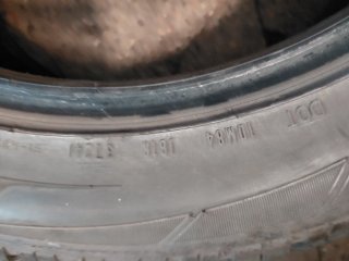 Neumáticos Invierno 235/50-19 Dunlop