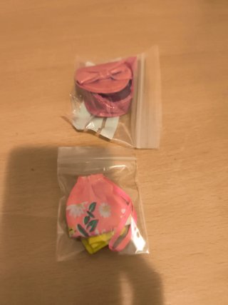 Set di 25 scarpe e accessori per Barbie