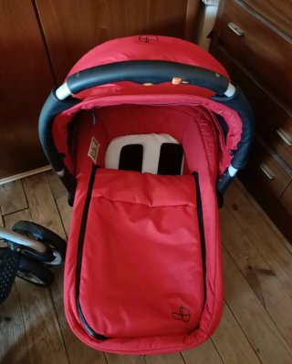 Carrito Jane Pro con Capazo Rojo