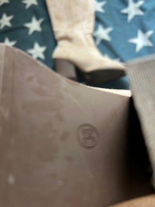 Botas cowboy beige con tacón