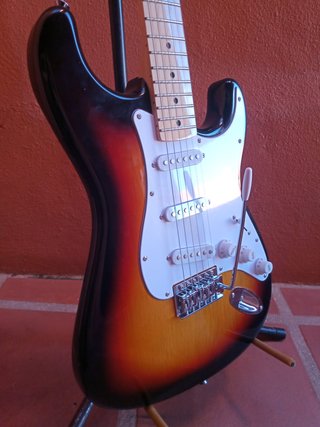 Guitarra SX Stratocaster mejorada. Nueva