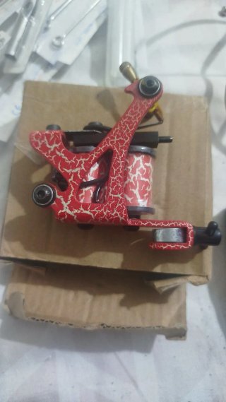 Se venden maquinas de tatuar  por no usar