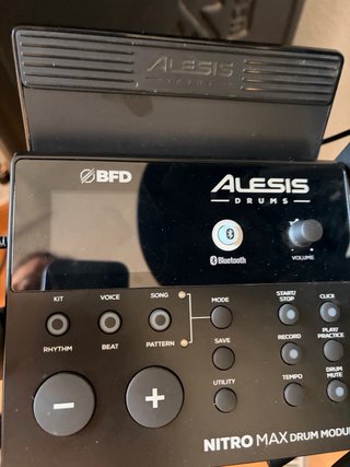 Batería Electrónica Alesis