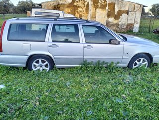 Recambios Volvo V70 - Motor en buen estado