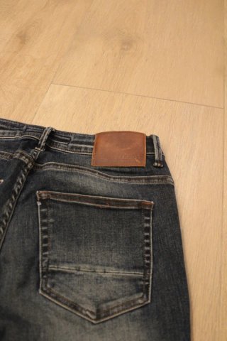 Vaqueros Tiffosi azul oscuro slim fit efecto desga