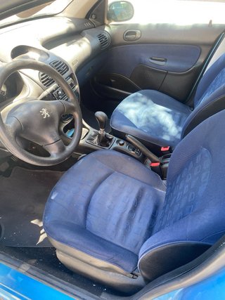 Peugeot 206 2001