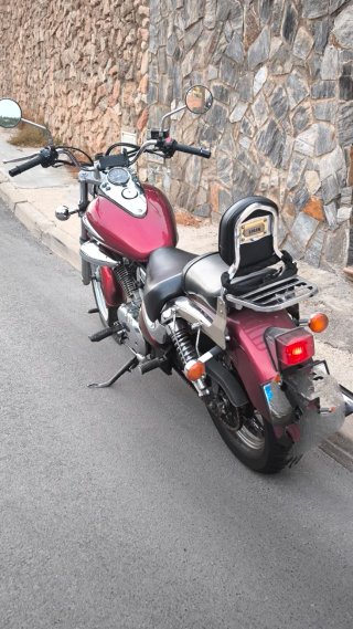 Suzuki Intruder 250cc -