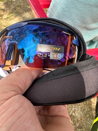 Gafas de sol deportivas JULBO.  No negociable