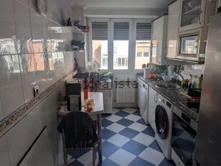 Se alquila piso en el centro