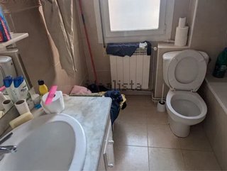 Se alquila piso en el centro