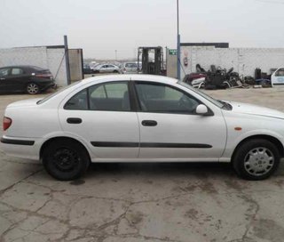 Nissan 1548881 piloto porton tras der almera n16 e