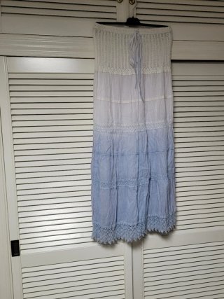 Falda larga boho blanca y azul