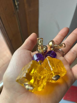Maxi orecchini anni 80 cubetti viola e gialli