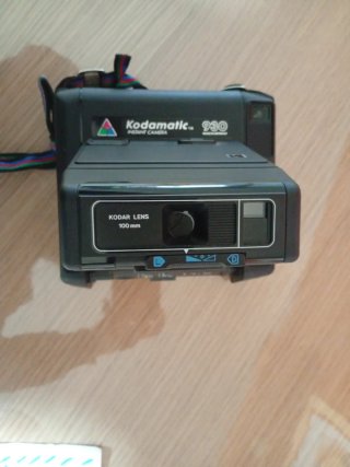 Cámara Kodamatic Vintage Negra