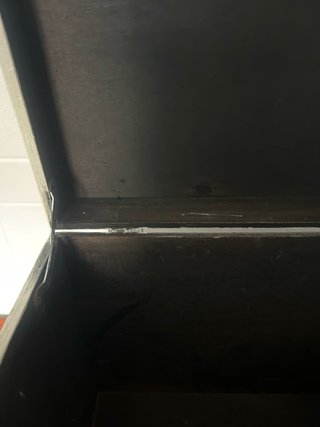 Baúl de madera blanco