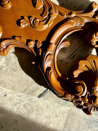 Cabezal y pie de cama antiguo madera y ratán