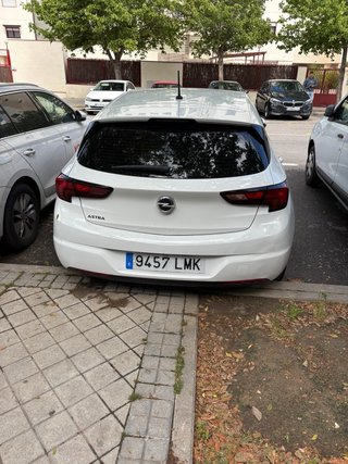 Opel Astra 2021
