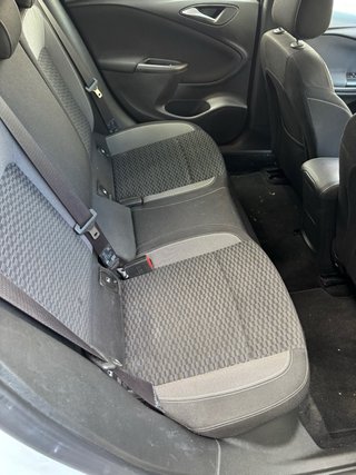 Opel Astra 2021