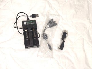 Caricabatterie USB Li-ion 18650