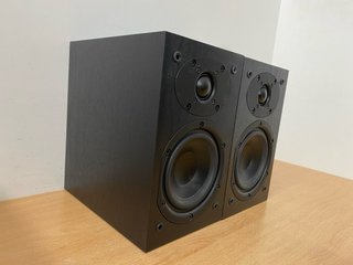 Altavoces Denon SC-M39