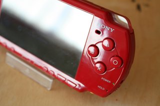 Sony PSP 2000 Deep Red - Value Pack