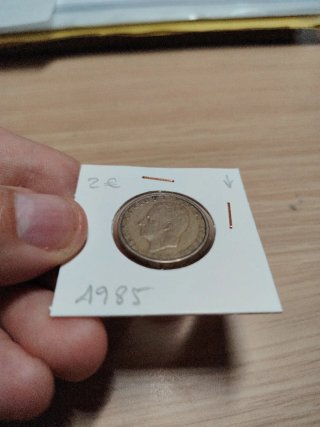100 Pesetas 1985 lis abajo