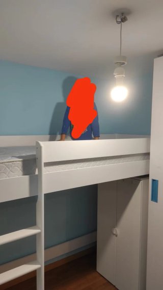 Cama alta infantil