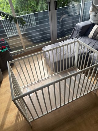 Cuna bebé IKEA blanca