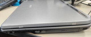 Portátil Toshiba Pentium M (2003)