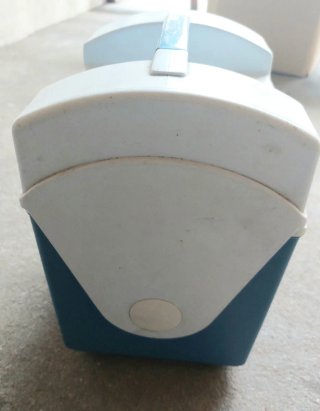 Nevera portátil Rubbermaid