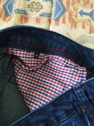 Pantalones vaqueros ROBERTO TORRETTA TALLA 48