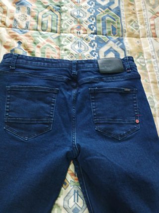 Pantalones vaqueros ROBERTO TORRETTA TALLA 48