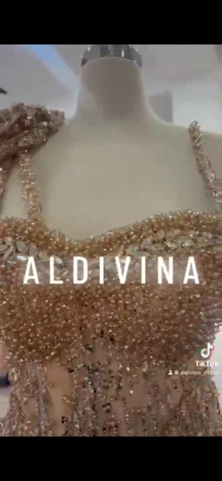 Vestido de fiesta súper oferta unas horas puesto