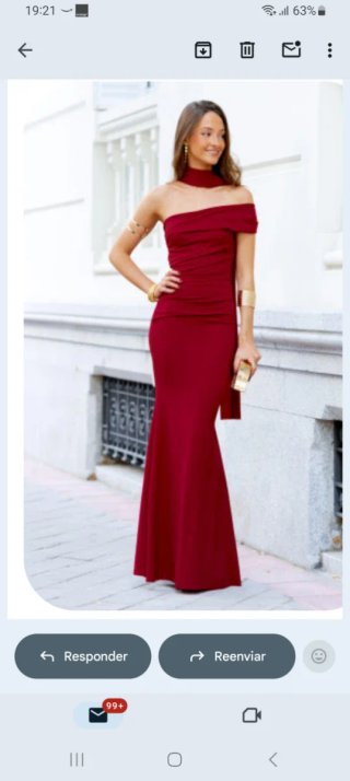 Vestido burdeos nuevo con etiquetas. da poca talla