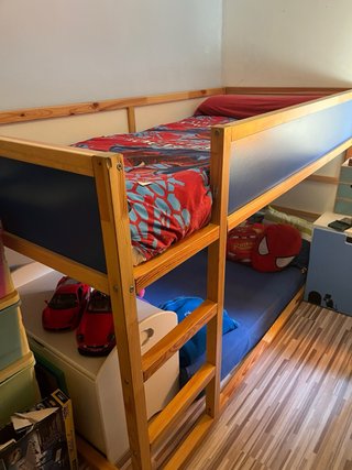 Litera infantil IKEA con colchones