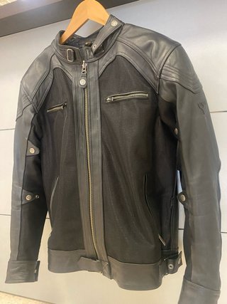 Chaqueta de moto negra By City