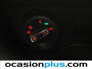 SEAT León 1.6 TDI S&S Style Connect DSG-7 81 kW (110 CV)