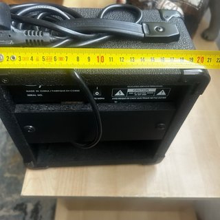 Amplificador compacto de guitarra