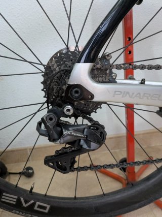Pinarello Dogma F12