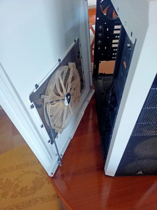 Caja Torre Corsair Carbide 500R Blanca