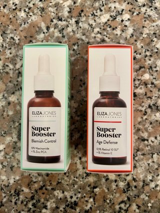 2 Sieri Eliza Jones Blemish Control & Age Defense