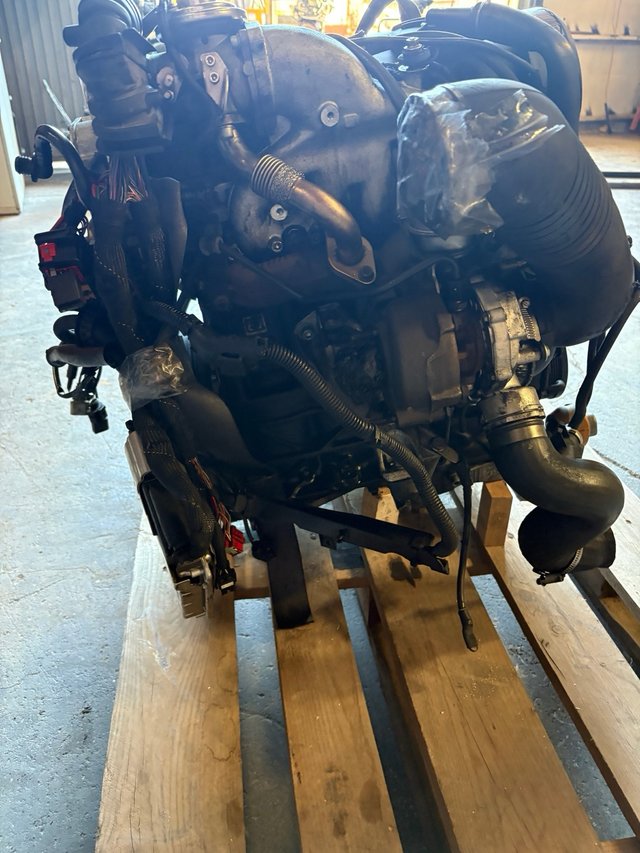Motor Audi A4 1.9 TDI AVF AWX 130cv