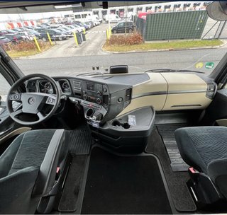 Mercedes Actros 2445