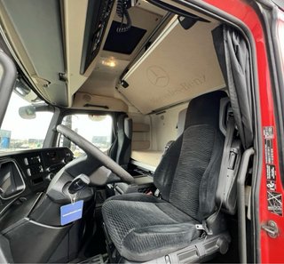Mercedes Actros 2445