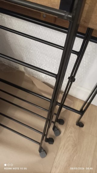 Mesa y 4 Sillas Ikea (Regalo 2 Cojines)