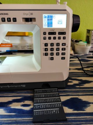 Máquina de coser Husqvarna Viking Onyx 30